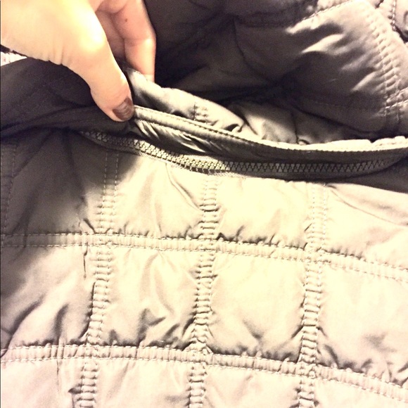 Olive Green/Brown Hooded Puffer Vest - Picture 7 of 8